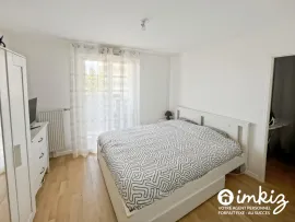 Vente Appartement 3 pièces- terrasse 2 places de parking