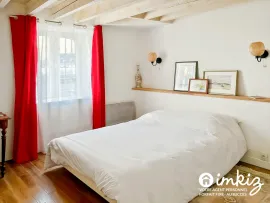 Vente Belle maison en pierre, garage + piscine intérieur