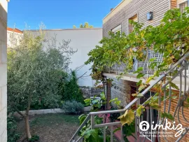 Vente Belle maison en pierre, garage + piscine intérieur