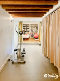 Vente Belle maison en pierre, garage + piscine intérieur