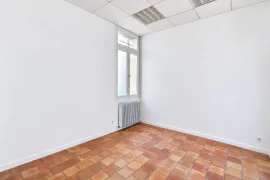 Vente BORDEAUX BASTIDE – Immeuble mixte de 10pièces