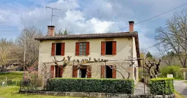 Vente Maison 6 pces charme de l'ancien,poutres,cheminées