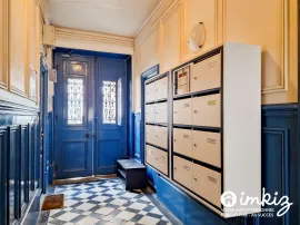 Vente Paris 20ᵉ  Studio avec mezzanine et cour privative