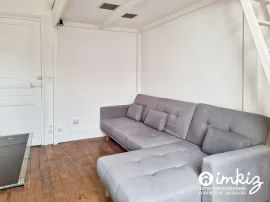 Vente Paris 20ᵉ  Studio avec mezzanine et cour privative