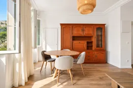 Vente Villefranche-sur-mer- Beau 3 pièces de 52 m² en dernier étage à deux pas de la mer