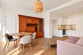 Vente Villefranche-sur-mer- Beau 3 pièces de 52 m² en dernier étage à deux pas de la mer