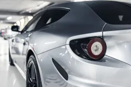 Voiture Ferrari FF