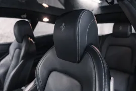 Voiture Ferrari FF
