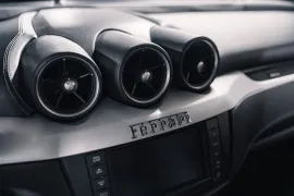 Voiture Ferrari FF