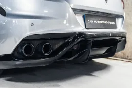 Voiture Ferrari FF