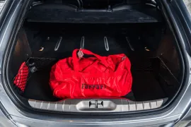 Voiture Ferrari FF