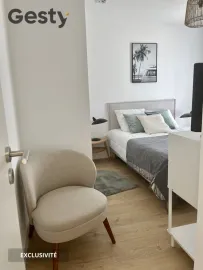 Colocation 1 chambre avec salle de bain privée Via Silva
