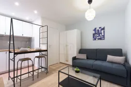 STUDIO - RUE D'AUBERVILLIERS Paris 18e