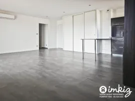 Vente T3 avec piscine et parking sécurisés  - Lalande