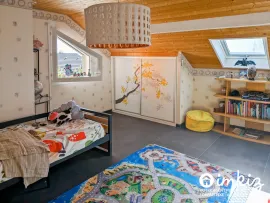 Vente Maison familiale 178 m² avec piscine chauffée