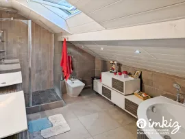 Vente Maison familiale 178 m² avec piscine chauffée