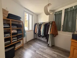 Vente MAISON FAMILIALE DE 260 M2 - 7 CHAMBRES, STUDIO ET GRANGE, terrain de 1270m2