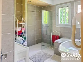 Vente VILLA DE CARACTÈRE – PISCINE – VUE MONTAGNES