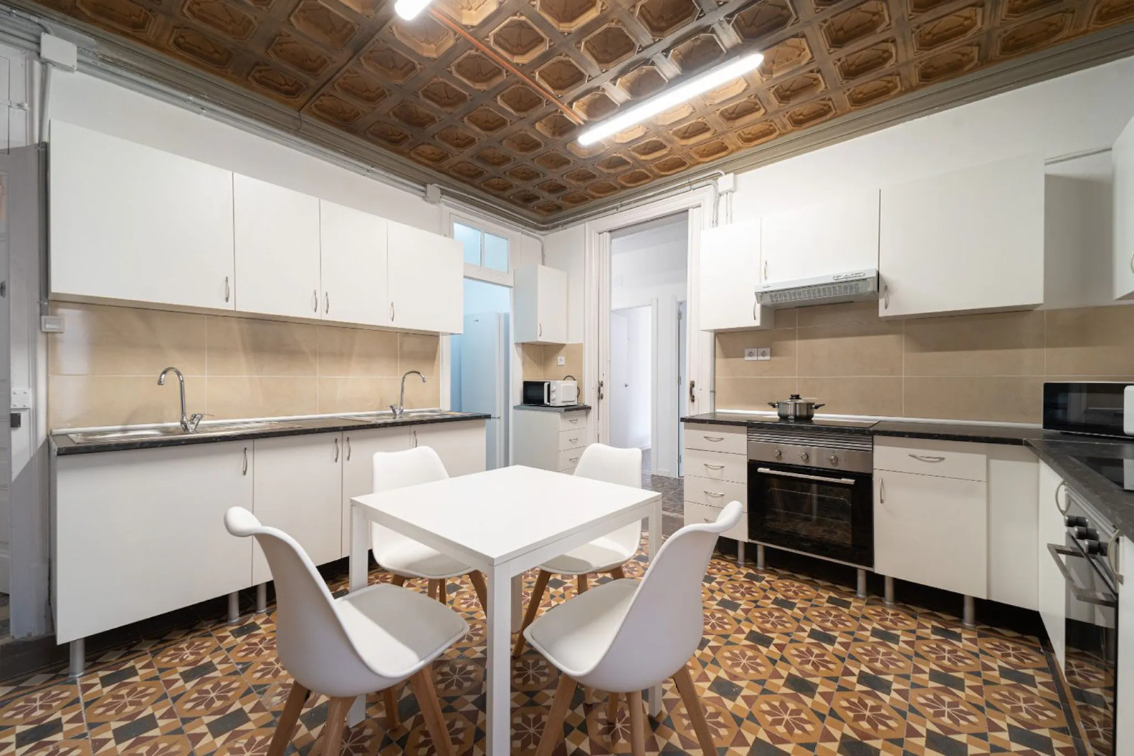 Colocation Carrer de Santa Anna, Barcelona