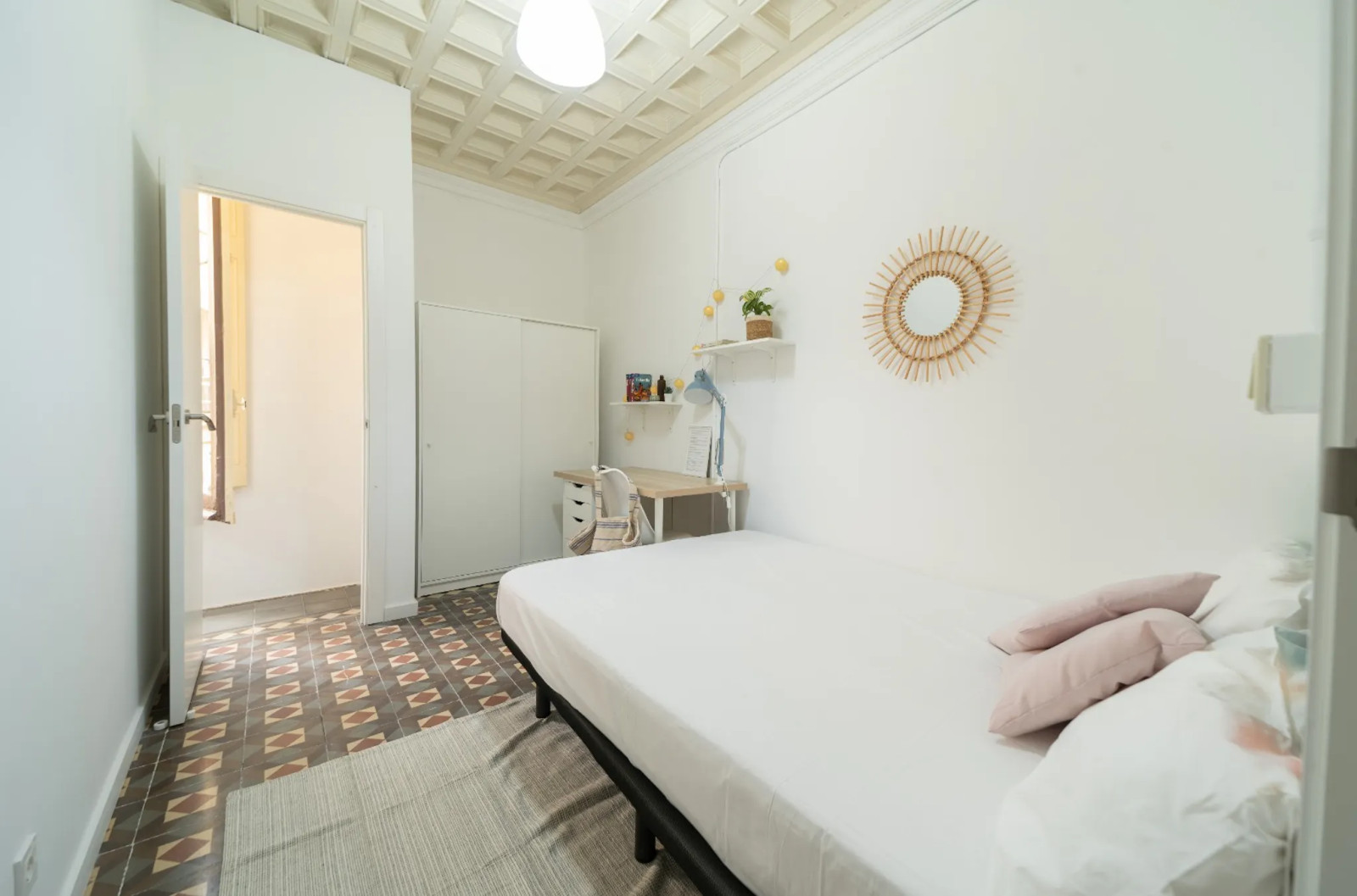 Colocation Carrer de Santa Anna, Barcelona