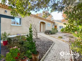 Vente 2 Maisons de plain pied de 9 et  4 pièces piscine