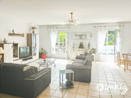 Vente 2 Maisons de plain pied de 9 et  4 pièces piscine