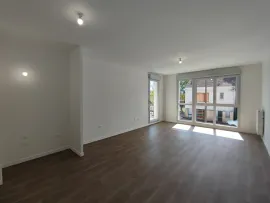 Location Livry à louer 3 pièces avec balcon et parking double