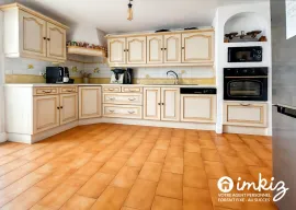 Vente Maison familiale cle en main, DPE C, jardin et box