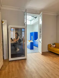 Location Bureau 6 Postes 129m2 - Chartrons