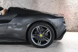Voiture Ferrari 296 GTS V6 3.0 830