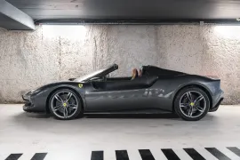 Voiture Ferrari 296 GTS V6 3.0 830