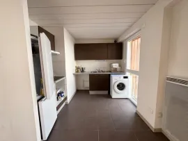 Location Appartement 3 pièces - 71m2 + Parking : Chartrons