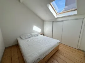 Location Appartement 3 pièces - 71m2 + Parking : Chartrons