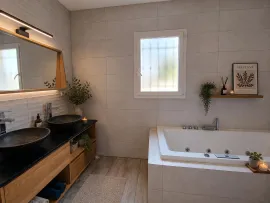 Vente Maison Nîmes plain pied et annexe
