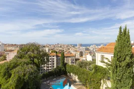 Location Magnifique bastide avec vue mer dominante