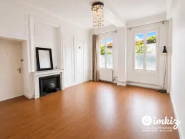 Vente T2 de 50m² avec cachet à rénover - Fort potentiel