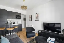 Vente EXCLUSIVITE - 2 P rénové - Lamarck Caulaincourt