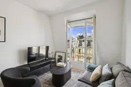 Vente EXCLUSIVITE - 2 P rénové - Lamarck Caulaincourt