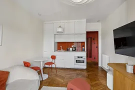 EXCLUSIVITE - 2P Rénové - Lamarck Caulaincourt Paris 18e
