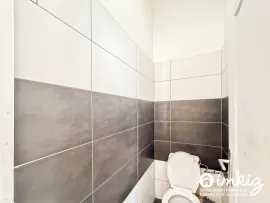 Vente Atypique appartement + combles aménageables
