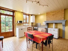Vente Propriété de 134 m² avec trois dépendances