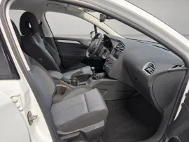Voiture CITROEN C4 - 1.6 HDi 110 CV CONFORT - 6 CV