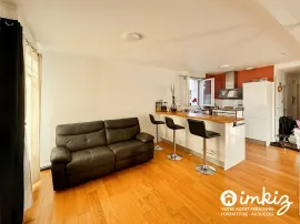 Vente Bel Appartement 2 pièces 75m2 au total avec cour