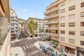 Vente Nice - Le Port - Beau 3 pièces de 60 m² en étage