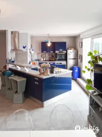Vente Superbe T4 avec grande terrasse et garages