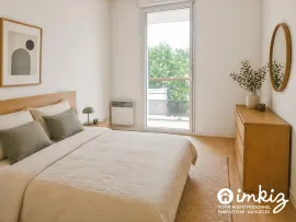 Vente T2 lumineux avec balcon, parking et ascenseur