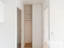 Vente T2 lumineux avec balcon, parking et ascenseur