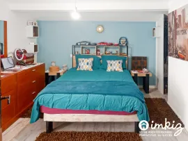 Vente Maison 5 pièces PLAIN-PIED, dépendances et piscine