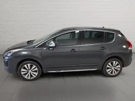 Voiture PEUGEOT 3008 - 1.6 HDi 115 CV STYLE - 6 CV