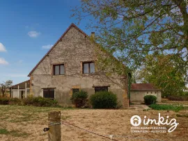 Vente Maison 2 niveaux, grand terrain  aménageable